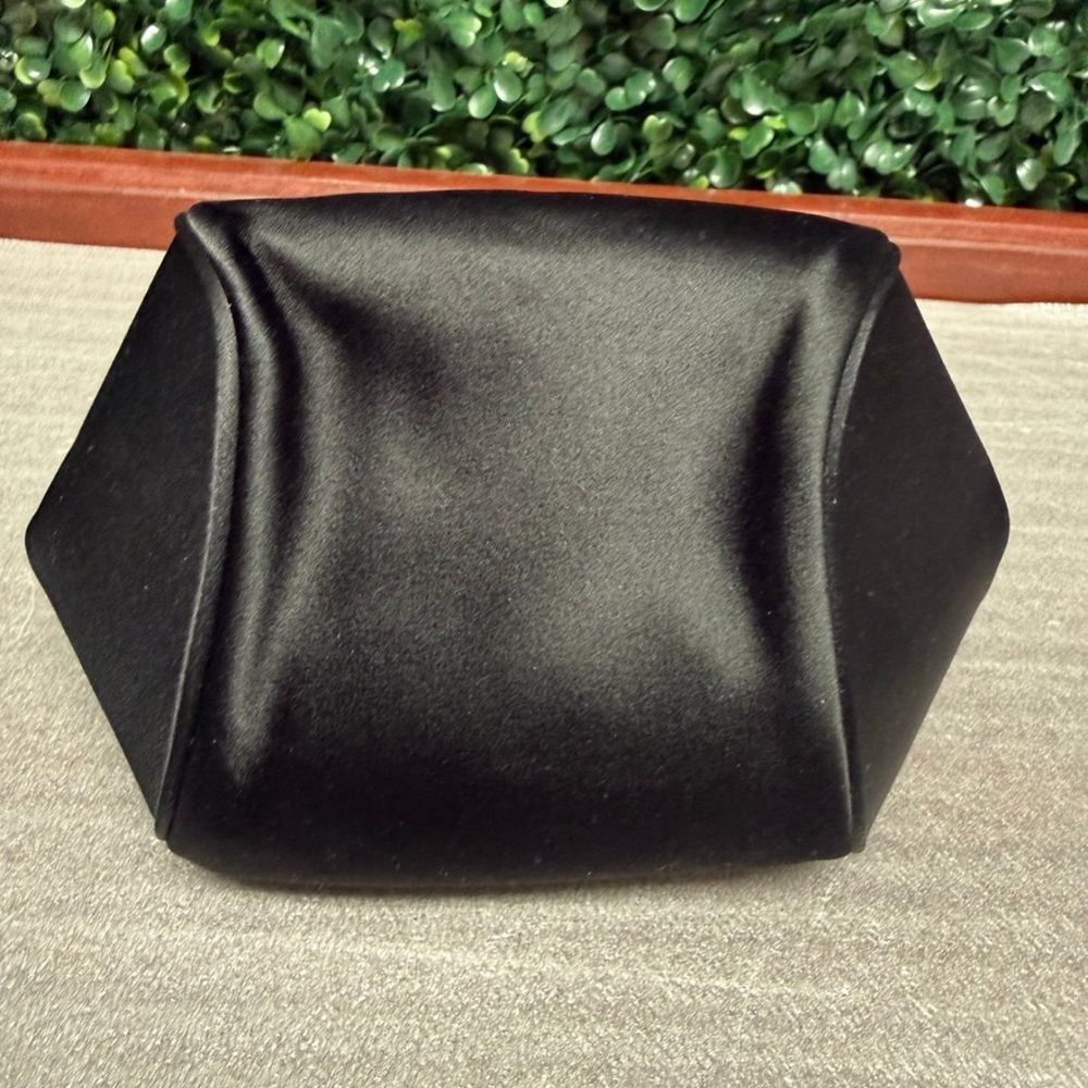 Tiffany & co. Bead Chain Bracelet Back Satin Mini Evening Bag - Picture 6 of 9